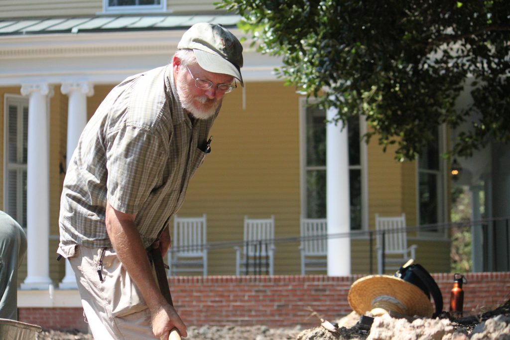 Archaeologists hit pay dirt at UNC president’s house