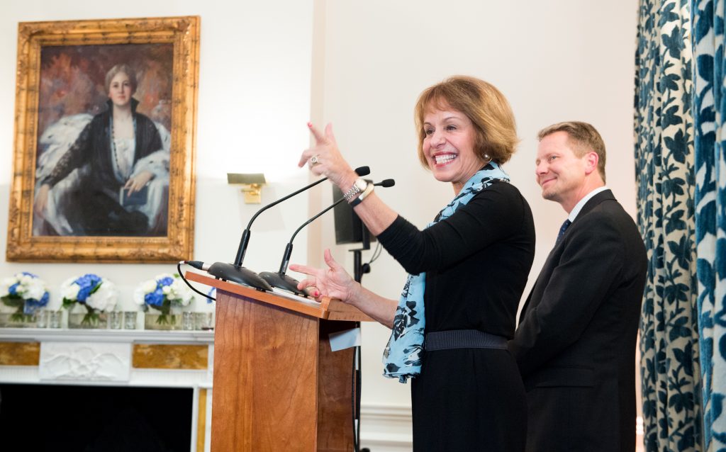 UNC hosts reception at Winston House in London for alumni, friends