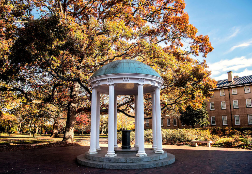 Fall campus scenes on the University of North Carolina at Chapel Hill. (Jon Gardiner/UNC-Chapel Hill)